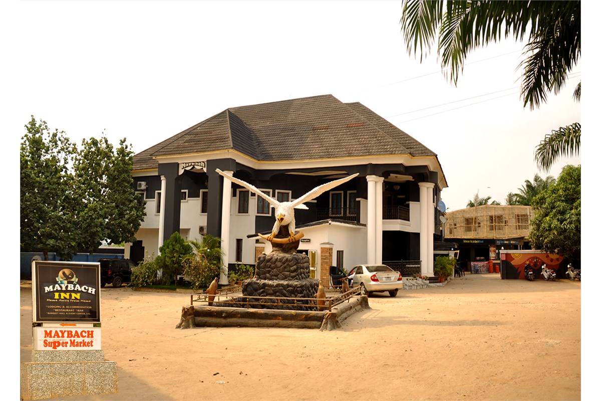 Maybach Inn Hotel & Suites